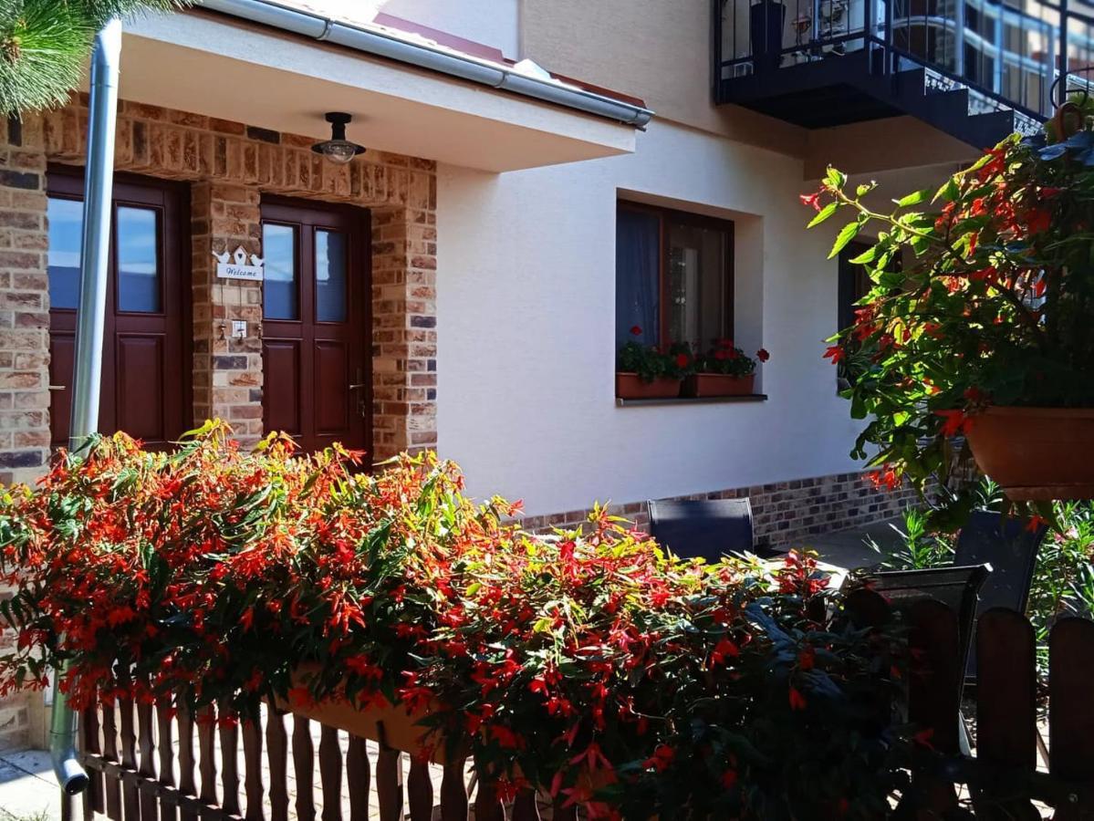 Apartman Rozsika Velky Meder Luaran gambar